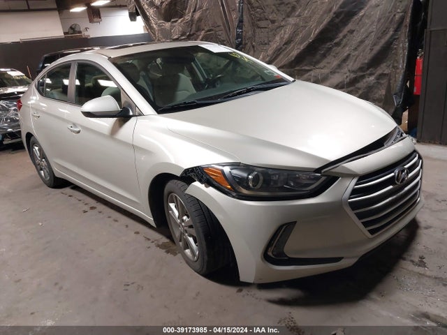 Hyundai Elantra Value Edition 2017 5NPD84LF0HH171900 Image 1