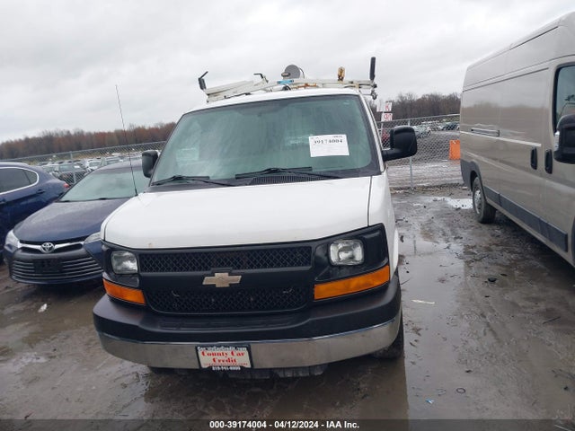Chevrolet Express 2500 Work Van 2014 1GCWGFCA9E1153037 Image 12
