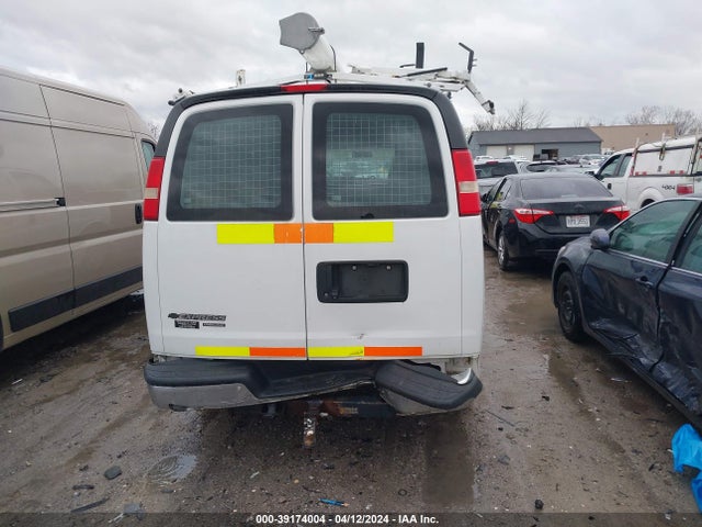 Chevrolet Express 2500 Work Van 2014 1GCWGFCA9E1153037 Image 16