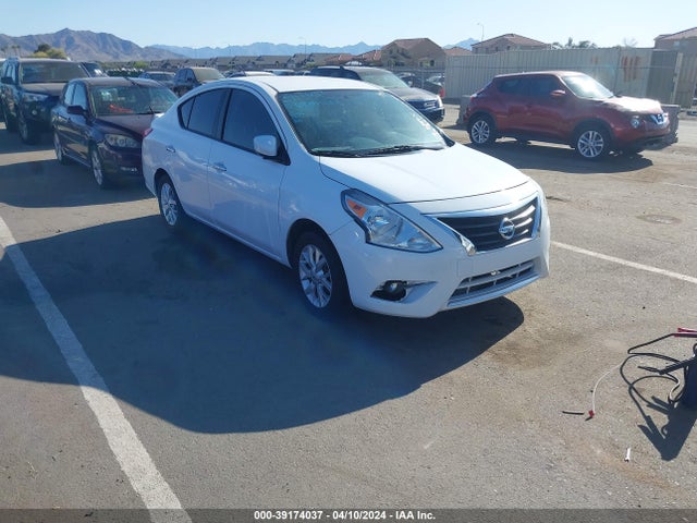 Nissan Versa 1.6 Sv 2015 3N1CN7APXFL884966 головне зображення