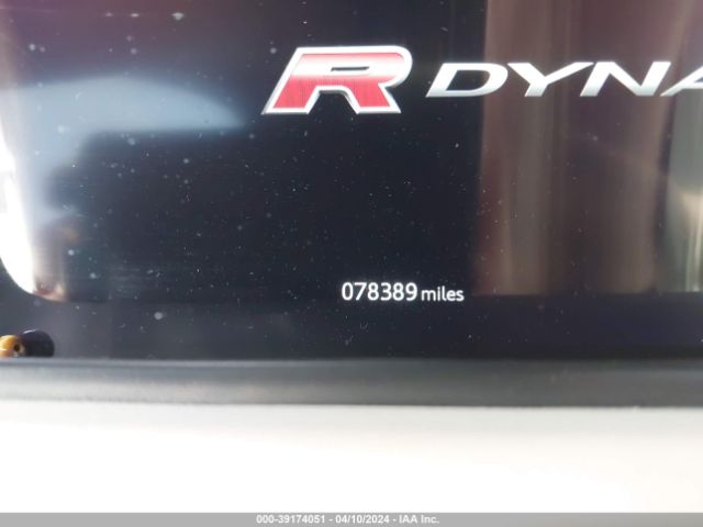 SALYL2EX9KA213708 Land Rover Range Rover Velar P250 R-dynamic Se