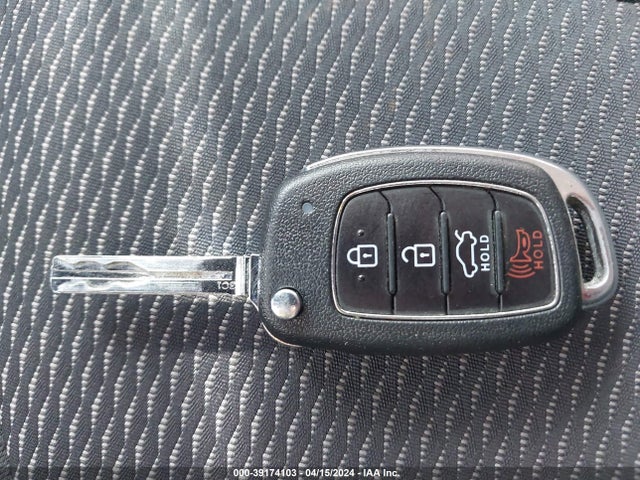 Hyundai SONATA SE 2019 5NPE24AF5KH748050 Image 11