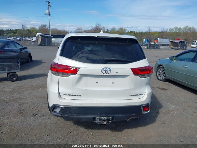 Toyota Highlander Limited Platinum 2017 5TDDZRFH5HS436148 Image 16