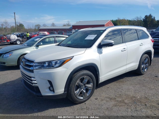 Toyota Highlander Limited Platinum 2017 5TDDZRFH5HS436148 Image 2