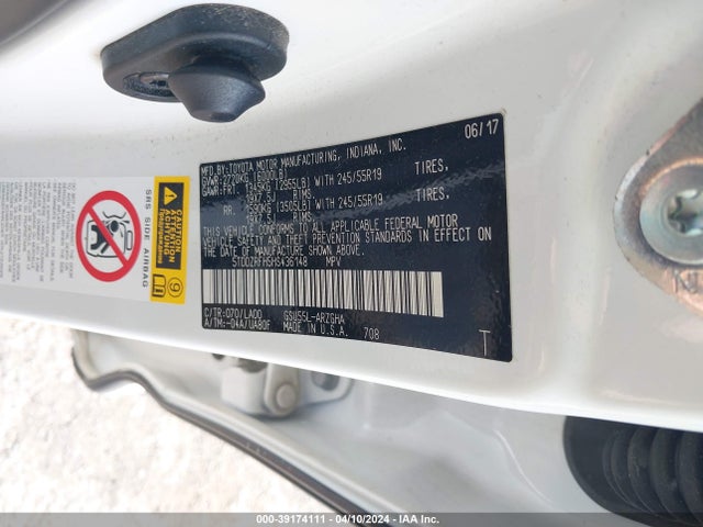 Toyota Highlander Limited Platinum 2017 5TDDZRFH5HS436148 Image 9
