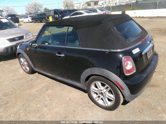 2012 MINI COOPER WMWZN3C56CT135243 Photo 2