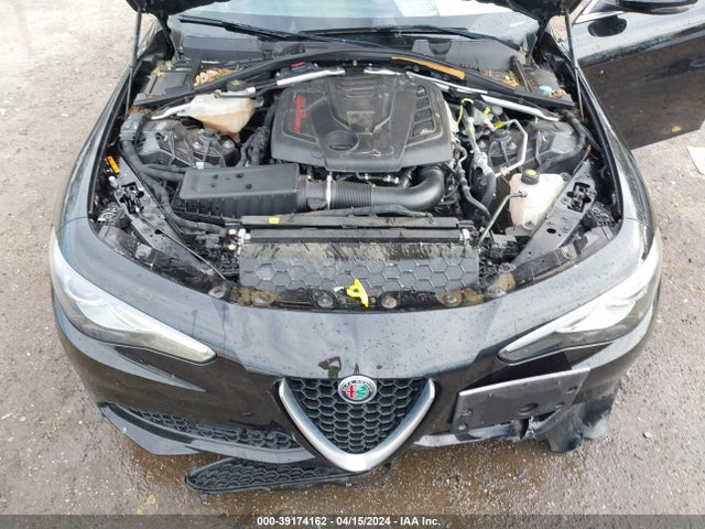 ZARFAECN1H7553745 Alfa Romeo Giulia Ti Rwd