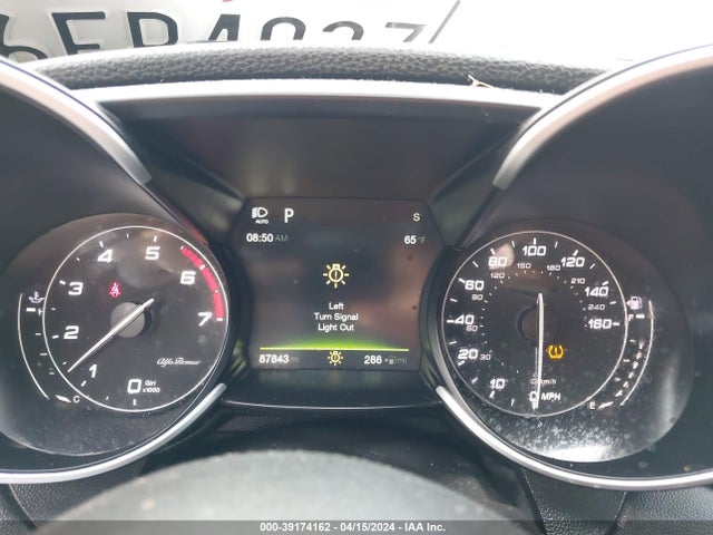 ZARFAECN1H7553745 Alfa Romeo Giulia Ti Rwd