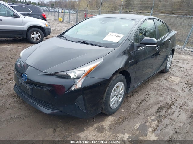 Toyota Prius Two 2017 JTDKBRFU5H3034186 Image 2