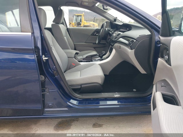 Honda ACCORD LX 2017 1HGCR2F33HA259122 Image 5