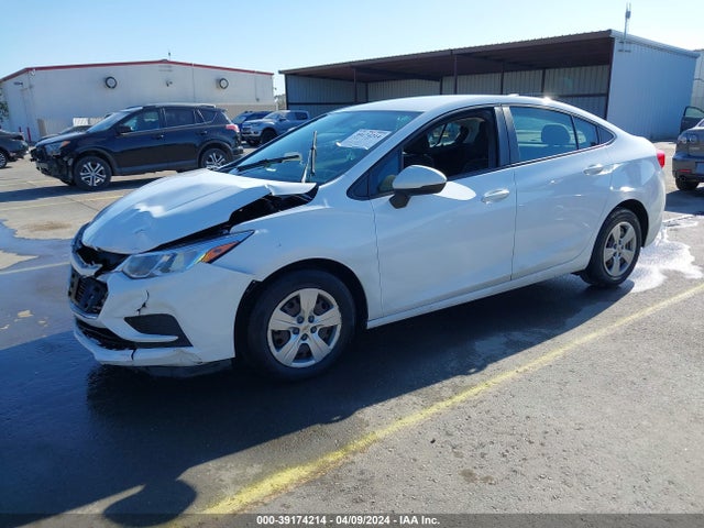 Chevrolet Cruze Ls Auto 2018 1G1BC5SM2J7207911 Image 2