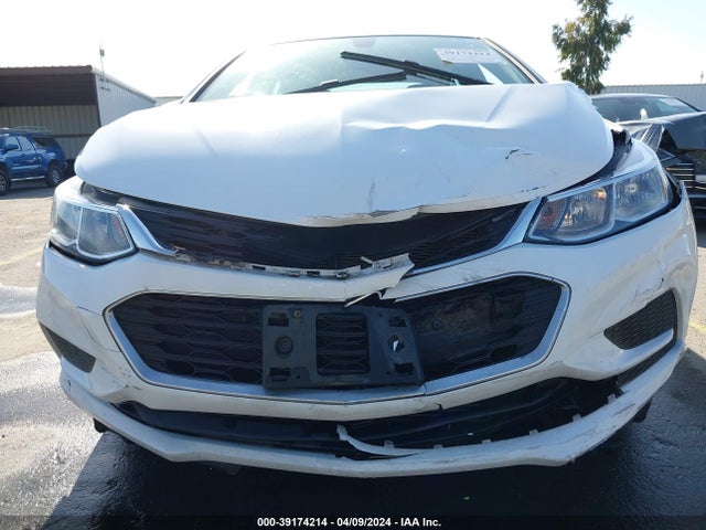 Chevrolet Cruze Ls Auto 2018 1G1BC5SM2J7207911 Image 6