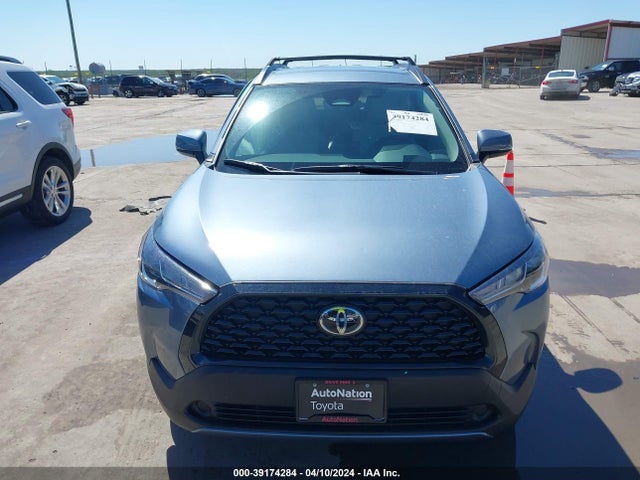 Toyota Corolla Cross Le 2024 7MUCAAAG6RV084711 Image 12