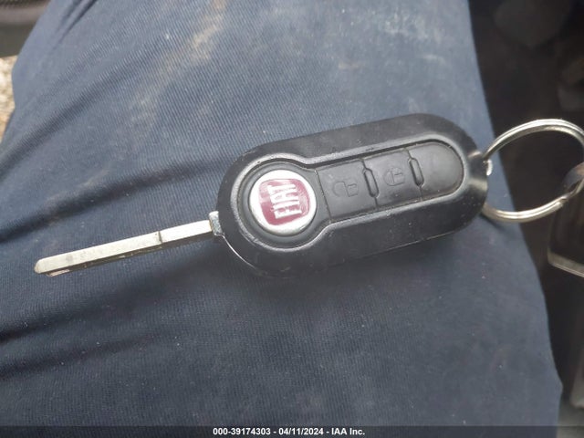 2012 FIAT 500 3C3CFFBR5CT115800 Photo 10