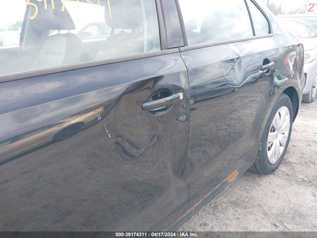 3VWD17AJ8EM274322 Volkswagen Jetta 1.8t Se