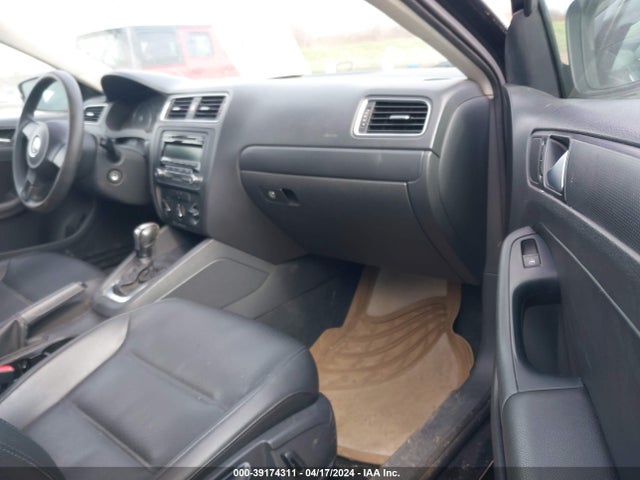 3VWD17AJ8EM274322 Volkswagen Jetta 1.8t Se