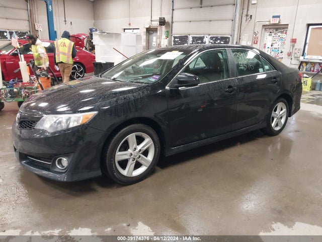 Toyota CAMRY SE 2014 4T1BF1FK3EU734357 Image 2