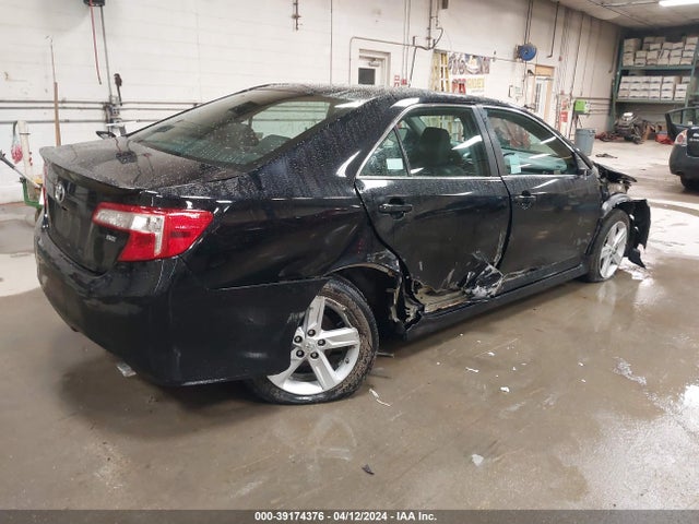 Toyota CAMRY SE 2014 4T1BF1FK3EU734357 Image 4