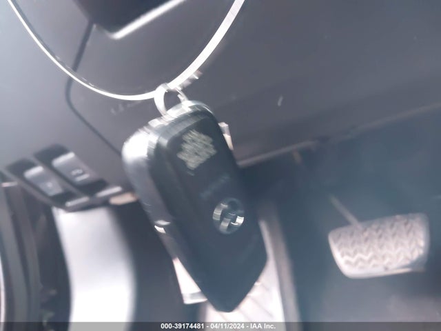 Toyota Rav4 Xle 2020 JTMW1RFV7LJ021196 Image 11