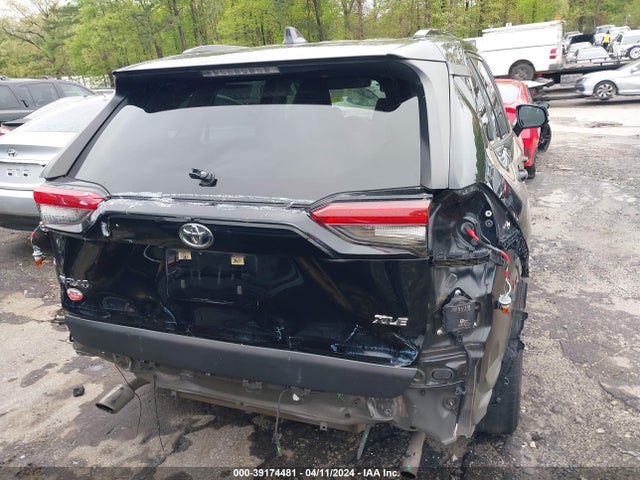 Toyota Rav4 Xle 2020 JTMW1RFV7LJ021196 Image 17