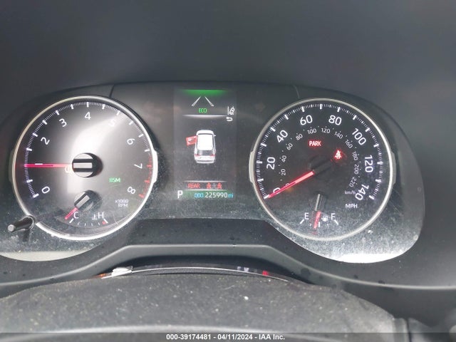 Toyota Rav4 Xle 2020 JTMW1RFV7LJ021196 Image 7