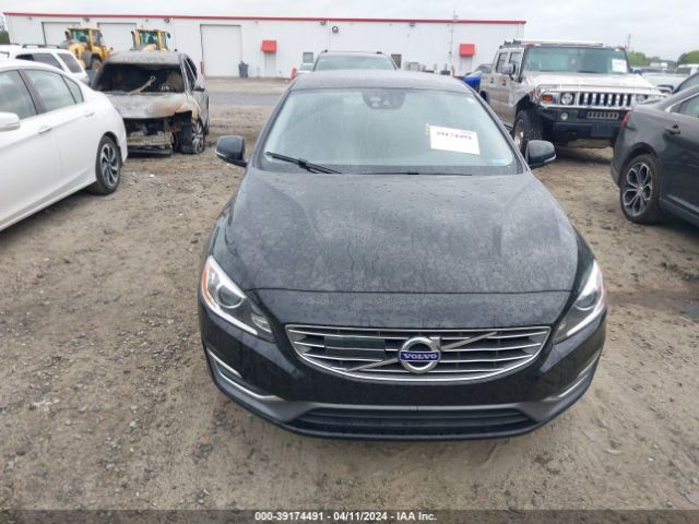 LYV402TMXHB143581 Volvo S60 Inscription T5 Platinum