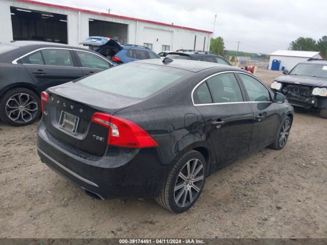LYV402TMXHB143581 Volvo S60 Inscription T5 Platinum