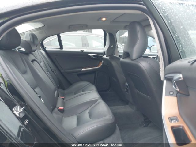 LYV402TMXHB143581 Volvo S60 Inscription T5 Platinum