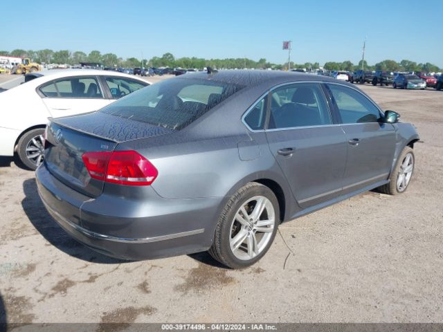 1VWCS7A3XFC043449 Volkswagen Passat 1.8t Sel Premium