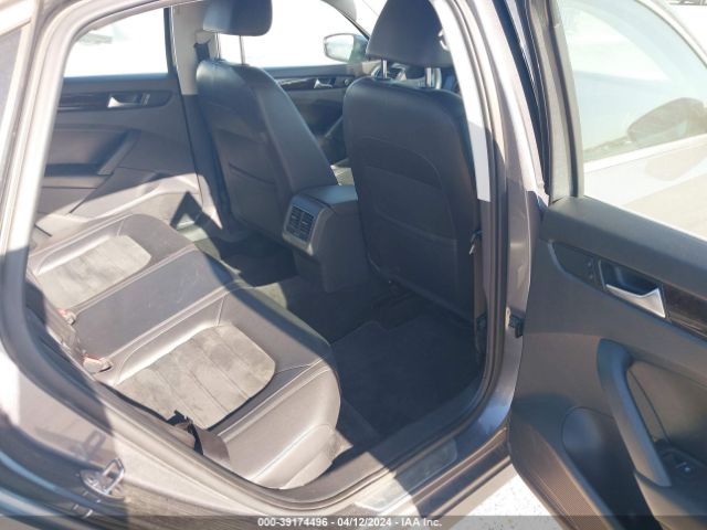 1VWCS7A3XFC043449 Volkswagen Passat 1.8t Sel Premium