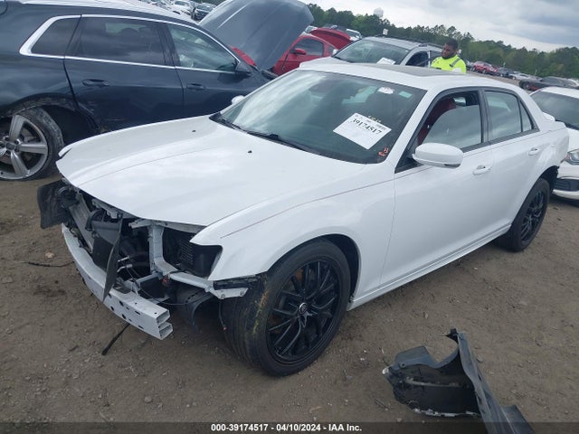 Chrysler 300 300s 2021 2C3CCABT8MH550991 Image 2