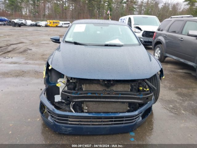 1VWAA7A37JC044111 Volkswagen Passat 2.0t R-line/2.0t S