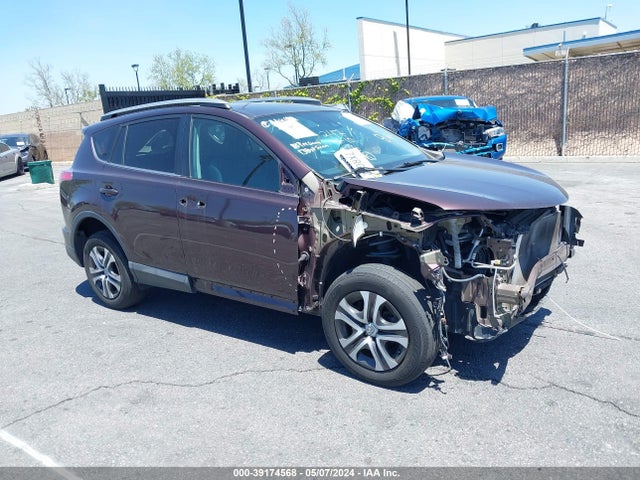 Toyota RAV4 LE 2017 2T3ZFREVXHW358213 Image 1