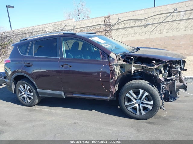 Toyota RAV4 LE 2017 2T3ZFREVXHW358213 Image 14