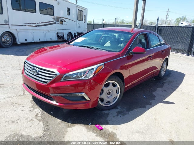 Hyundai SONATA SE 2015 5NPE24AF4FH220957 Image 2