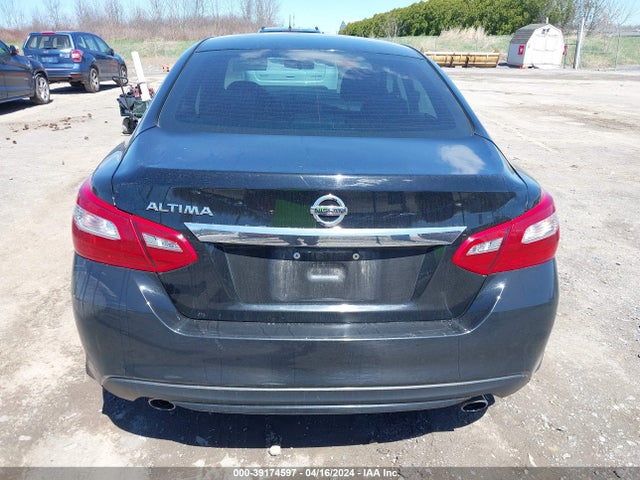 Nissan Altima 2.5 S 2018 1N4AL3AP0JC139379 Image 17
