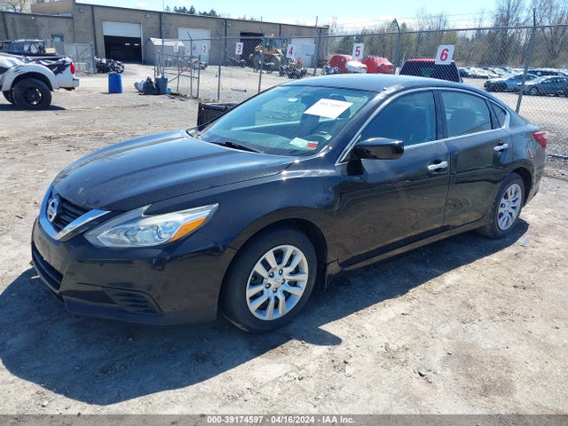 Nissan Altima 2.5 S 2018 1N4AL3AP0JC139379 Image 2