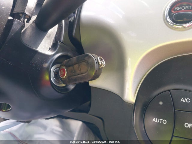 2013 FIAT 500 3C3CFFHH9DT560525 Photo 10