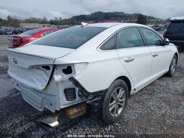 Hyundai SONATA ECO 2015 5NPE24AA7FH135731 Image 4