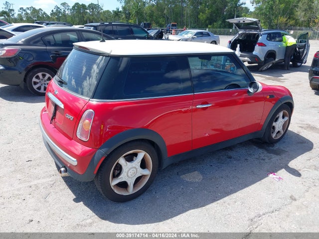 2004 MINI COOPER WMWRC33484TJ53239 Photo 3