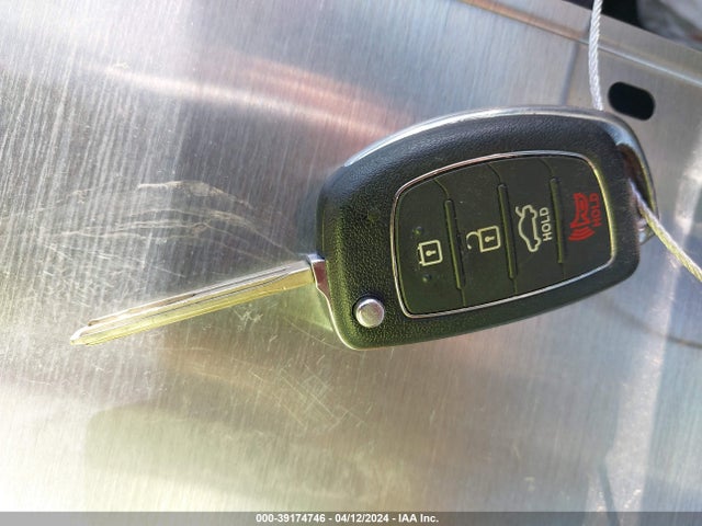Hyundai SONATA SE 2015 5NPE24AF0FH011635 Image 11