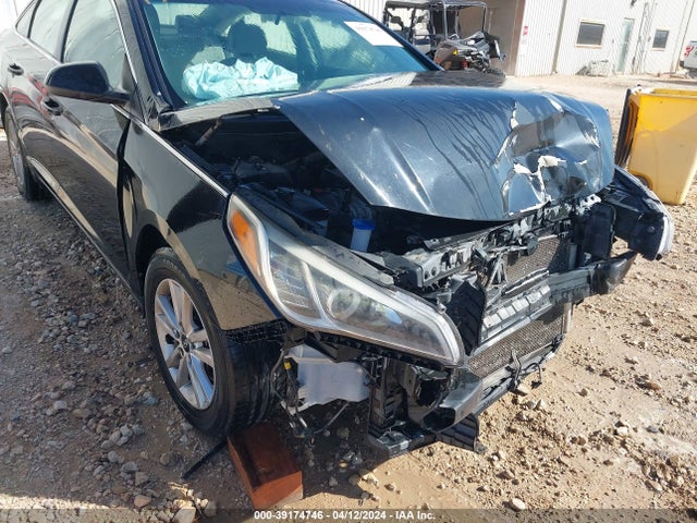 Hyundai SONATA SE 2015 5NPE24AF0FH011635 Image 19