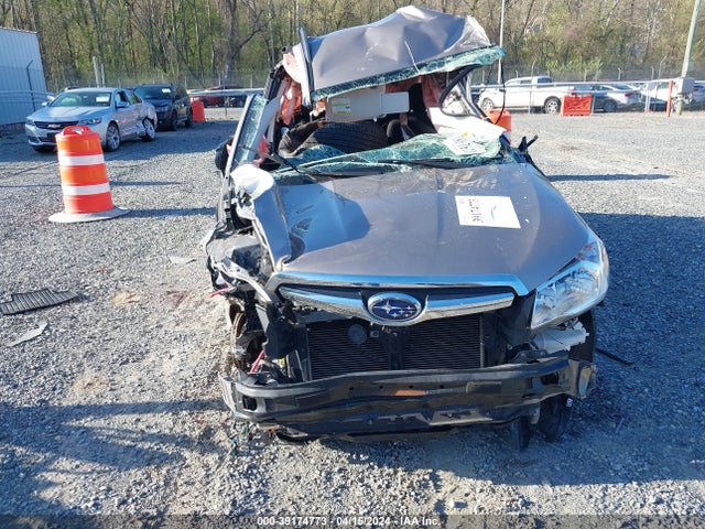 Subaru Forester 2.5i 2016 JF2SJABCXGH429453 Image 12