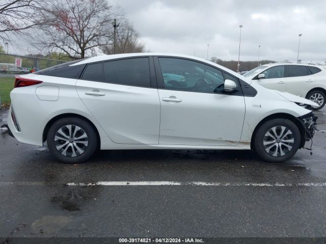 JTDKAMFP7M3172693 Toyota Prius Prime Xle