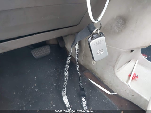 Toyota Sienna Xle 8 Passenger 2017 5TDYZ3DC6HS827721 Image 11
