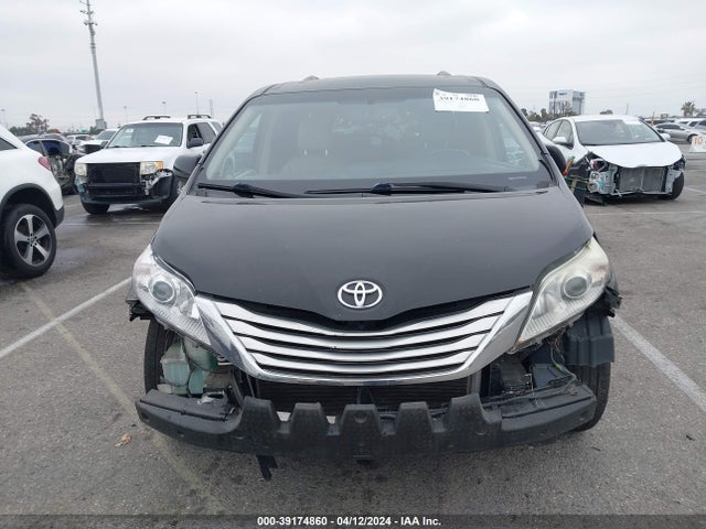 Toyota Sienna Xle 8 Passenger 2017 5TDYZ3DC6HS827721 Image 12