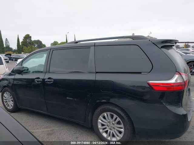 Toyota Sienna Xle 8 Passenger 2017 5TDYZ3DC6HS827721 Image 14