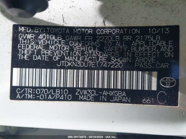 Toyota Prius Four 2014 JTDKN3DU7E1747220 Image 9