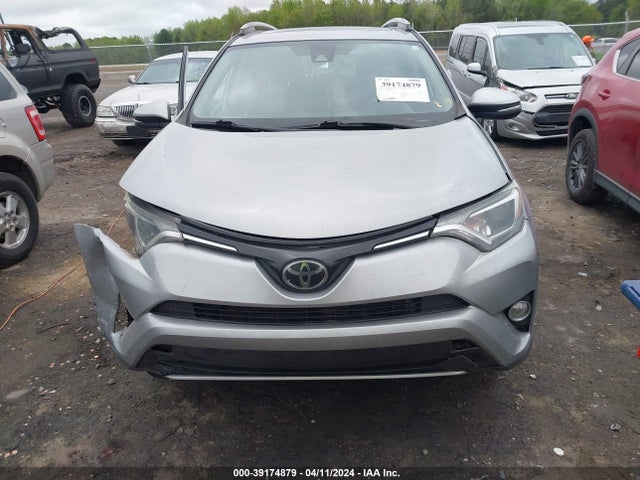 Toyota Rav4 Xle 2018 2T3WFREV0JW491555 Image 12