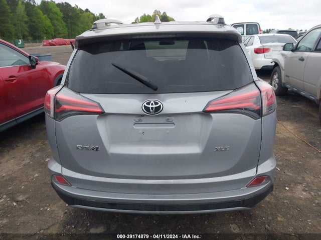 Toyota Rav4 Xle 2018 2T3WFREV0JW491555 Image 16